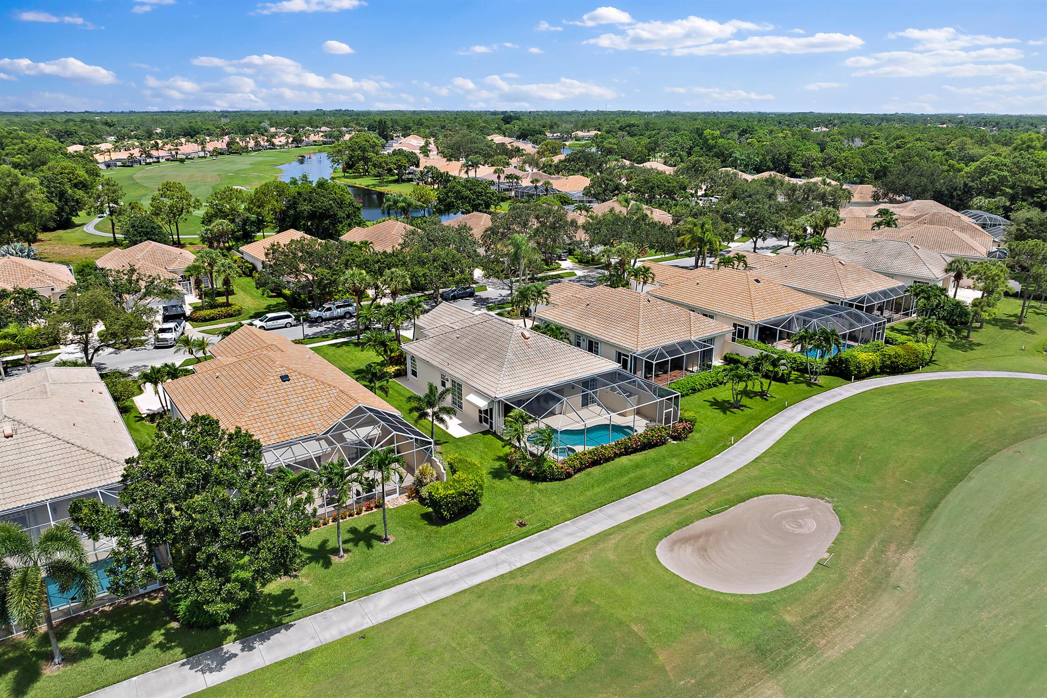 DOUBLE TREE - Residential Lease
