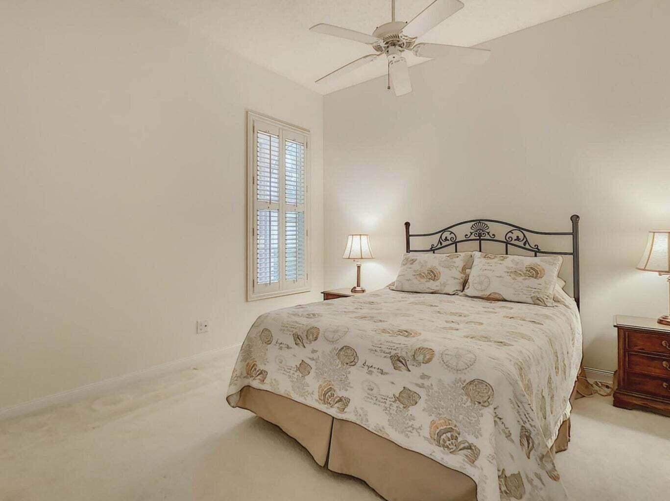 DOUBLE TREE - Residential Lease