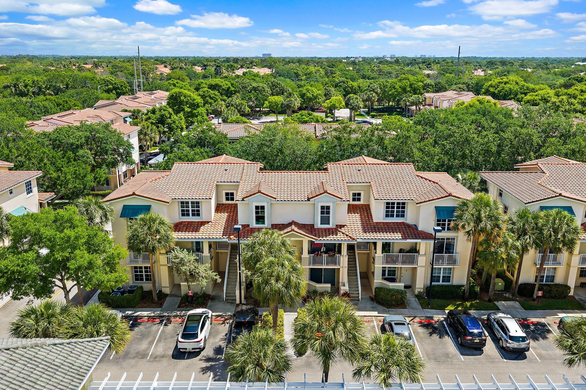 VILLAGE AT ABACOA CONDO - Residential