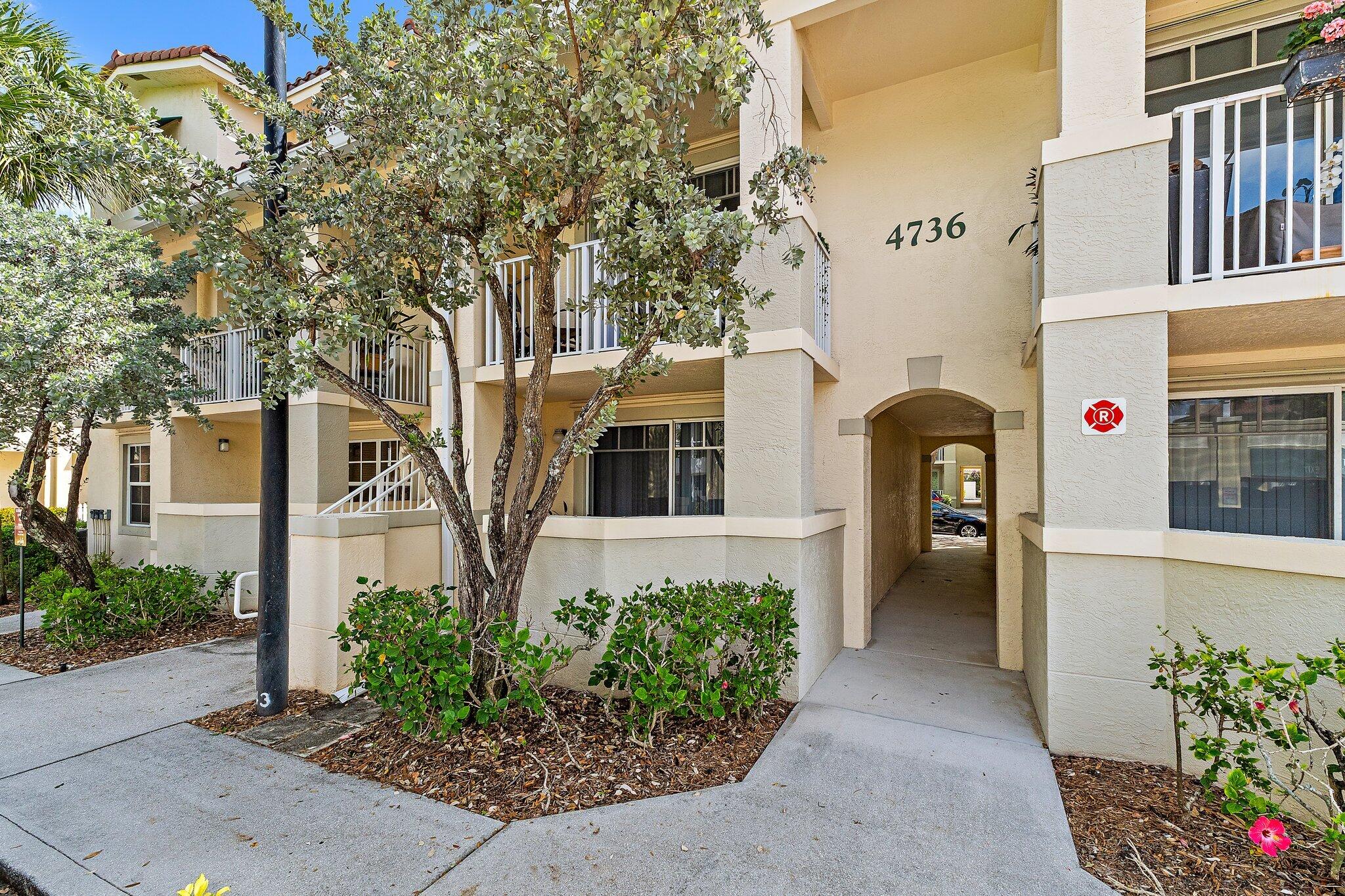 VILLAGE AT ABACOA CONDO - Residential