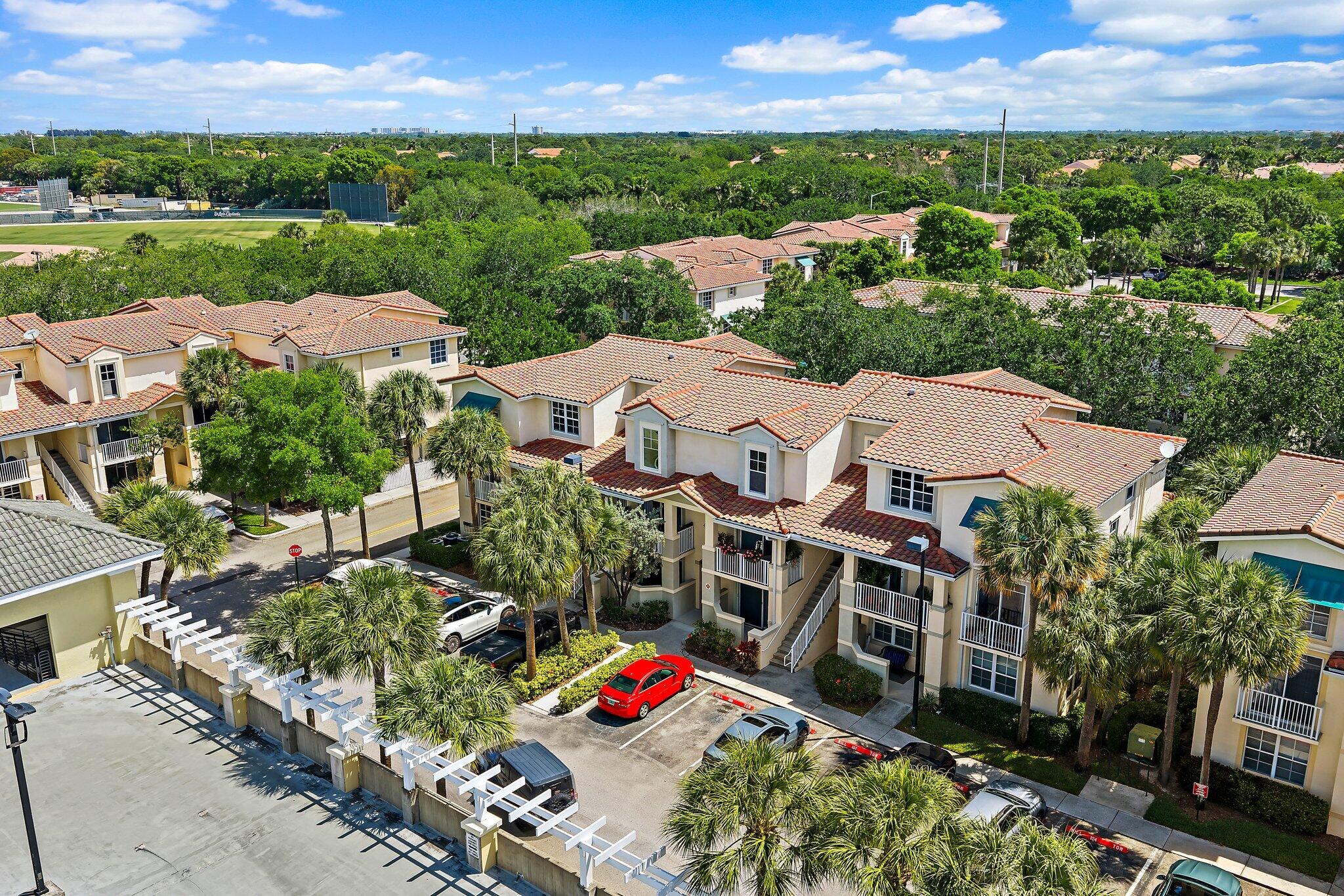 VILLAGE AT ABACOA CONDO - Residential