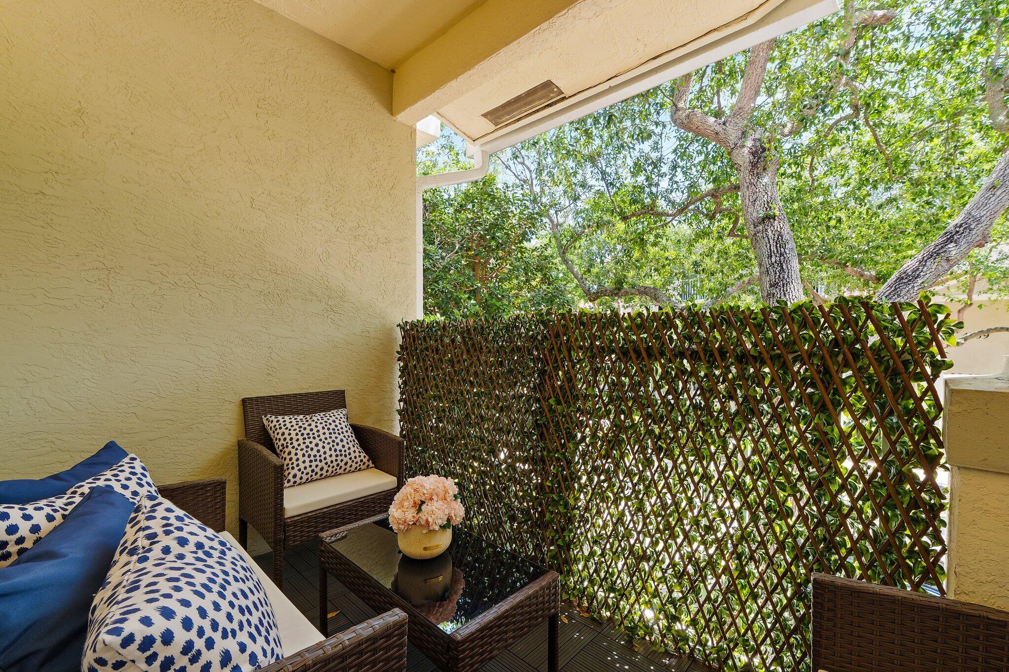 VILLAGE AT ABACOA CONDO - Residential