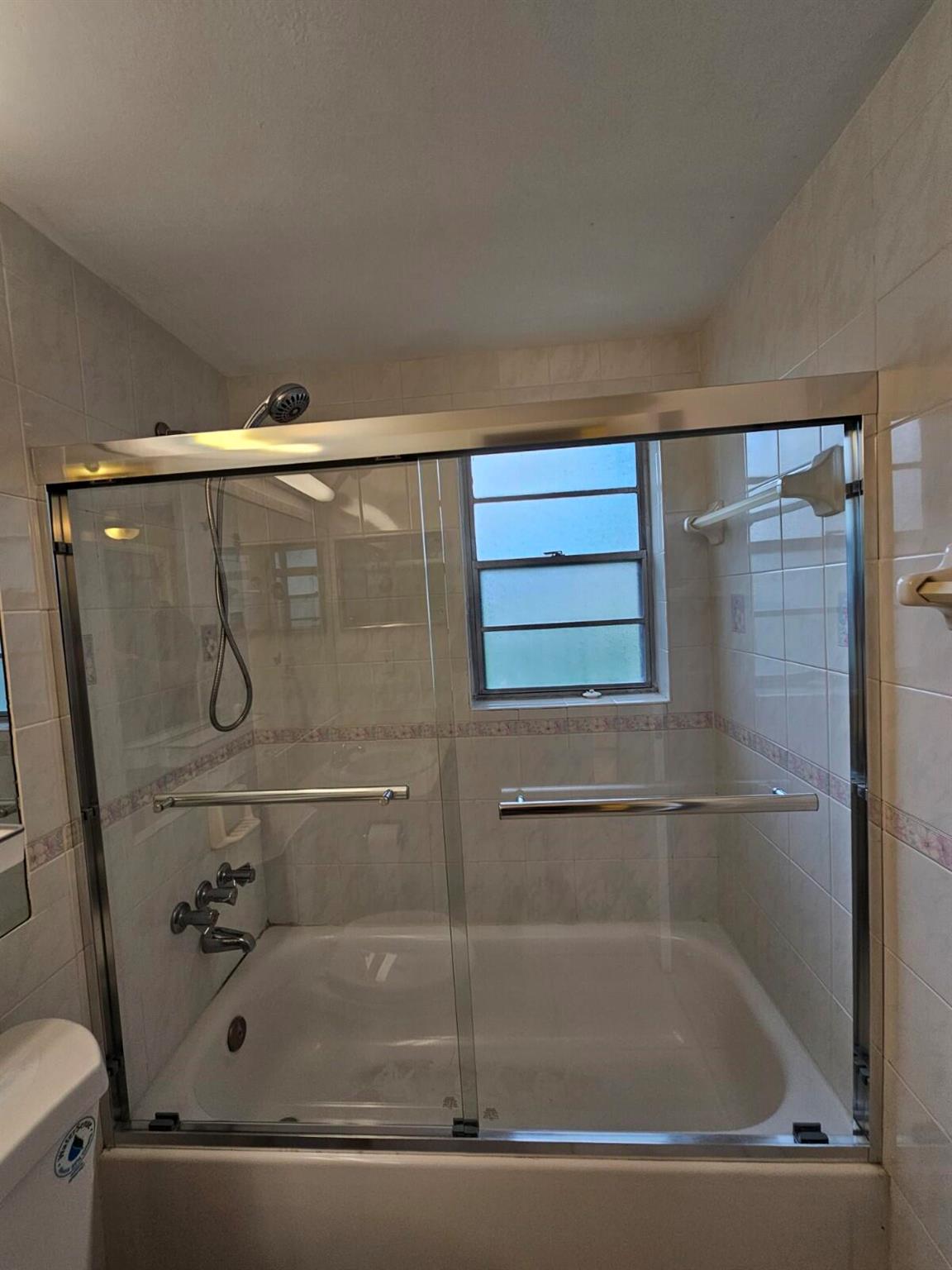 NORWICH CONDO - Residential Lease