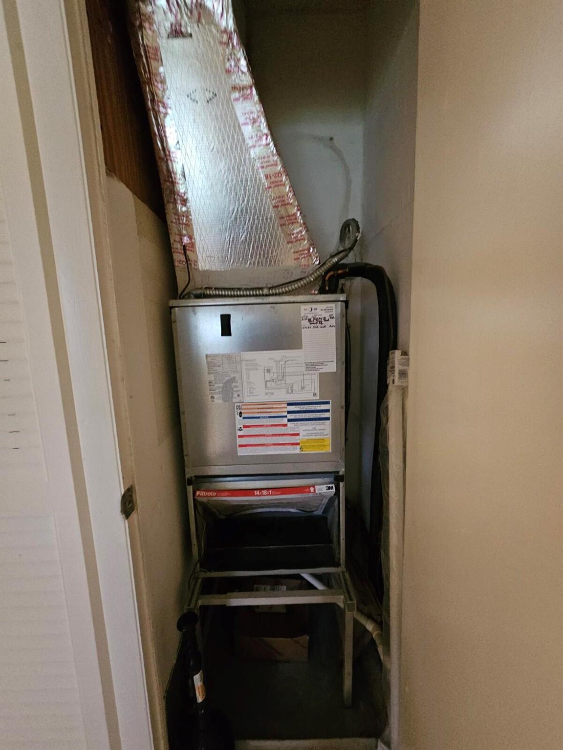 NORWICH CONDO - Residential Lease