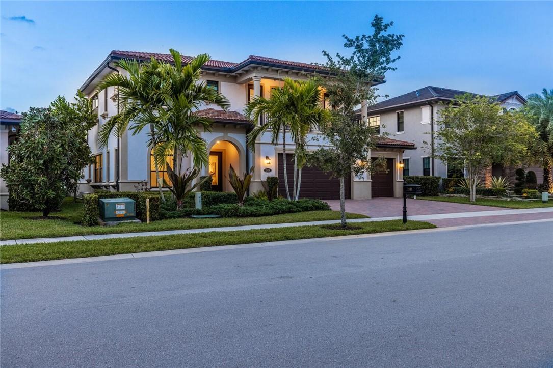 Bruschi Prop 180-105 B - Residential