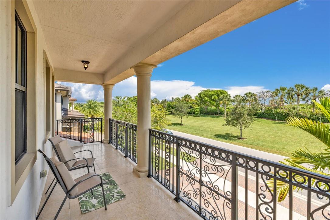 Bruschi Prop 180-105 B - Residential