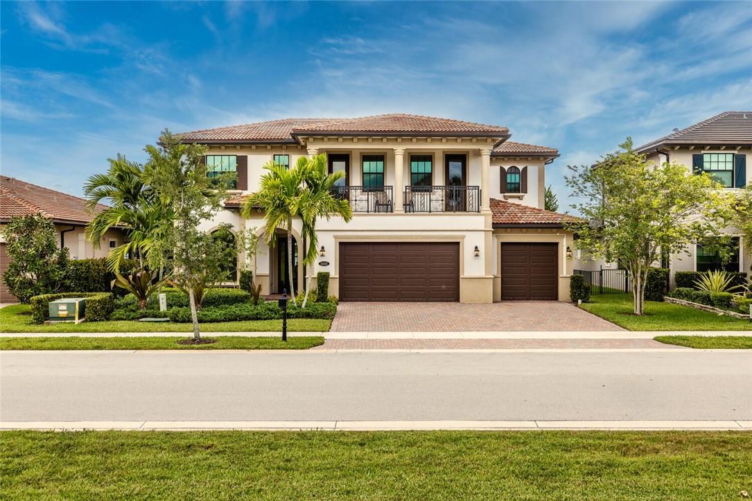 Bruschi Prop 180-105 B - Residential