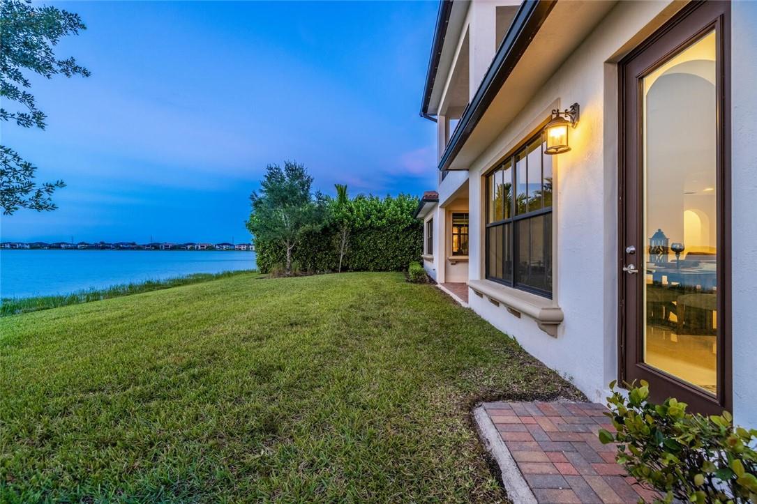 Bruschi Prop 180-105 B - Residential
