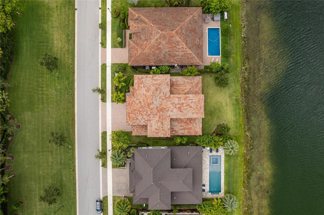 Bruschi Prop 180-105 B - Residential