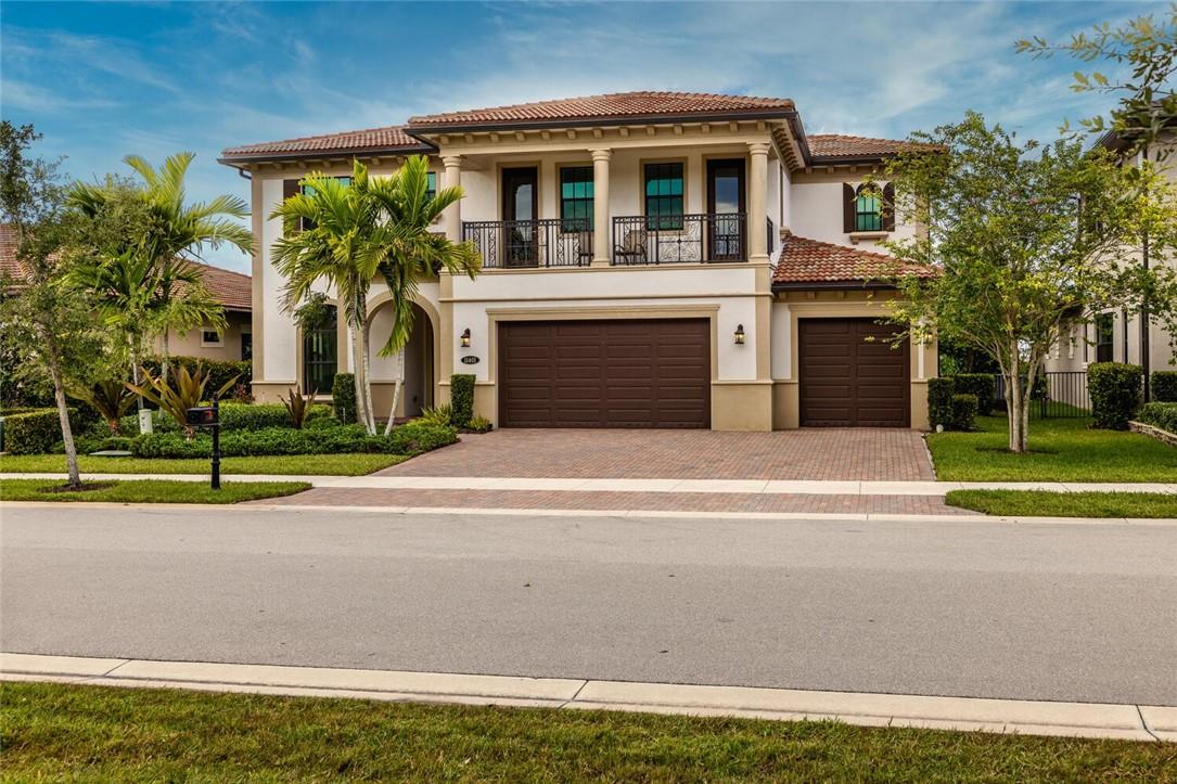 Bruschi Prop 180-105 B - Residential