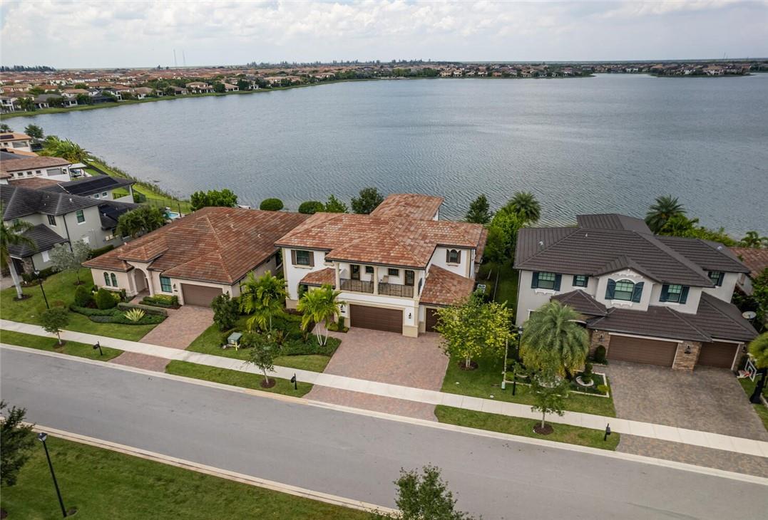 Bruschi Prop 180-105 B - Residential