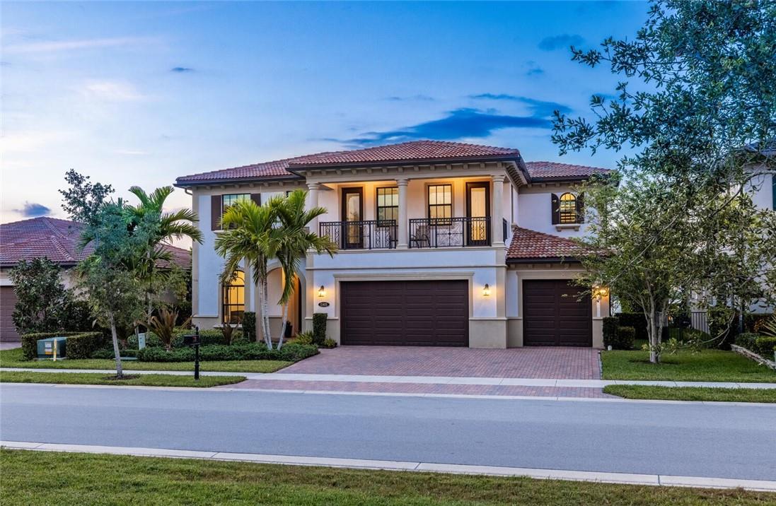 Bruschi Prop 180-105 B - Residential