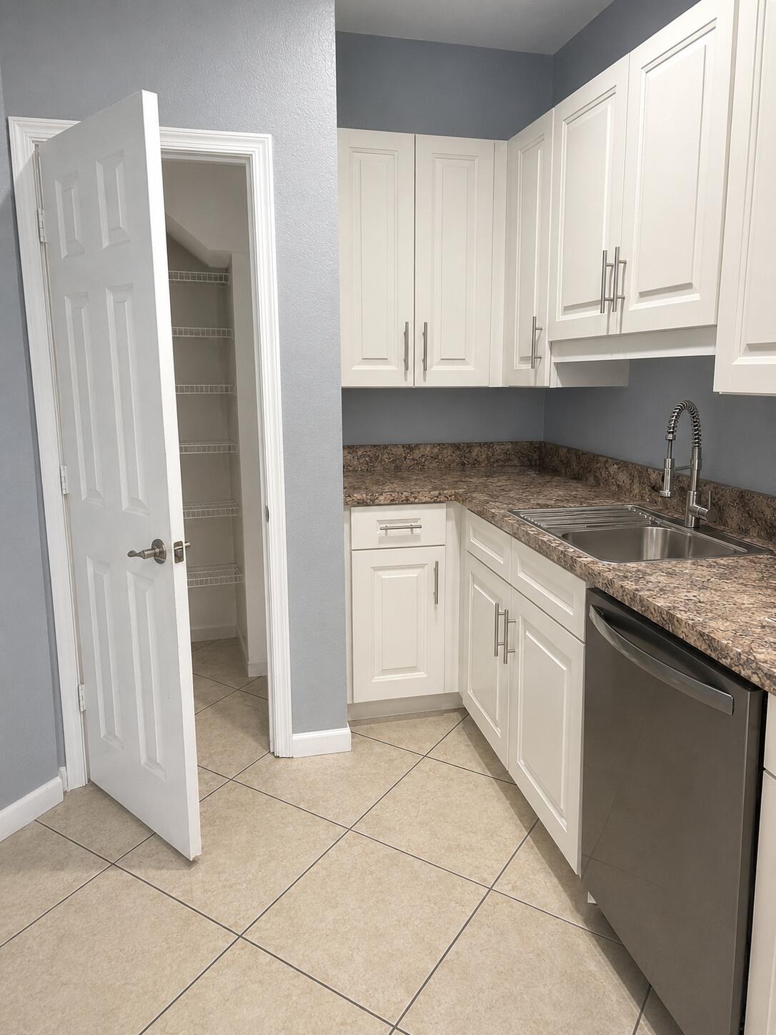 THOUSAND OAKS - Residential