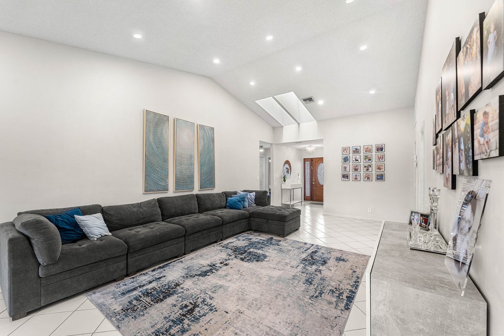 Photo of 7587 Solimar Circle, Boca Raton, FL 33433 (MLS # R11169536)