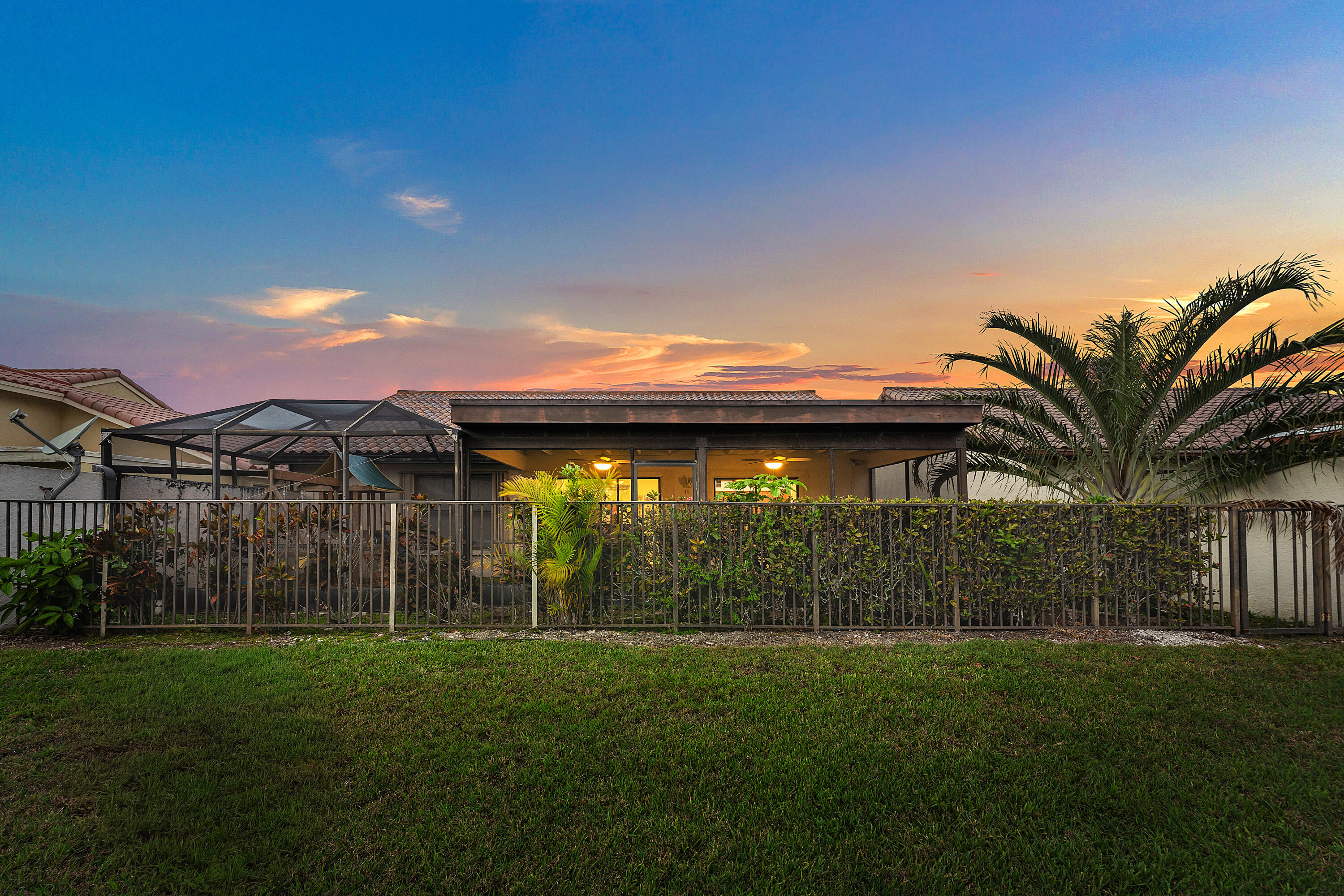 SOLIMAR AT BOCA DEL MAR PH 2 - Residential