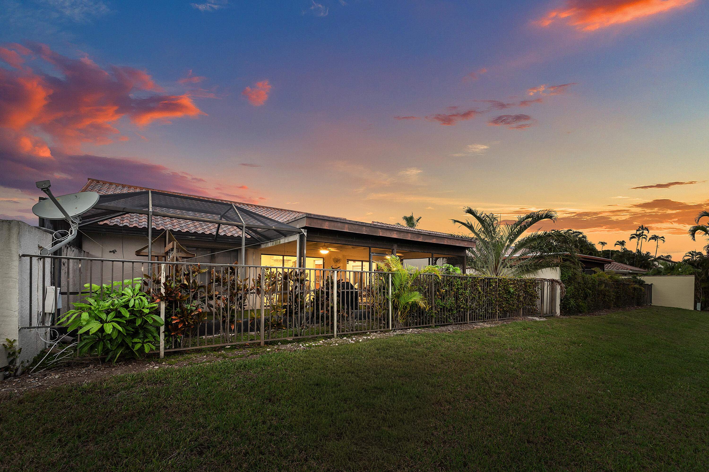 SOLIMAR AT BOCA DEL MAR PH 2 - Residential