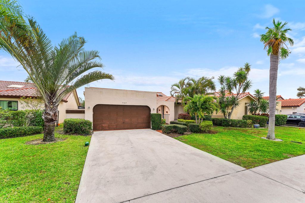 Photo of 7587 Solimar Circle, Boca Raton, FL 33433 (MLS # R11169536)