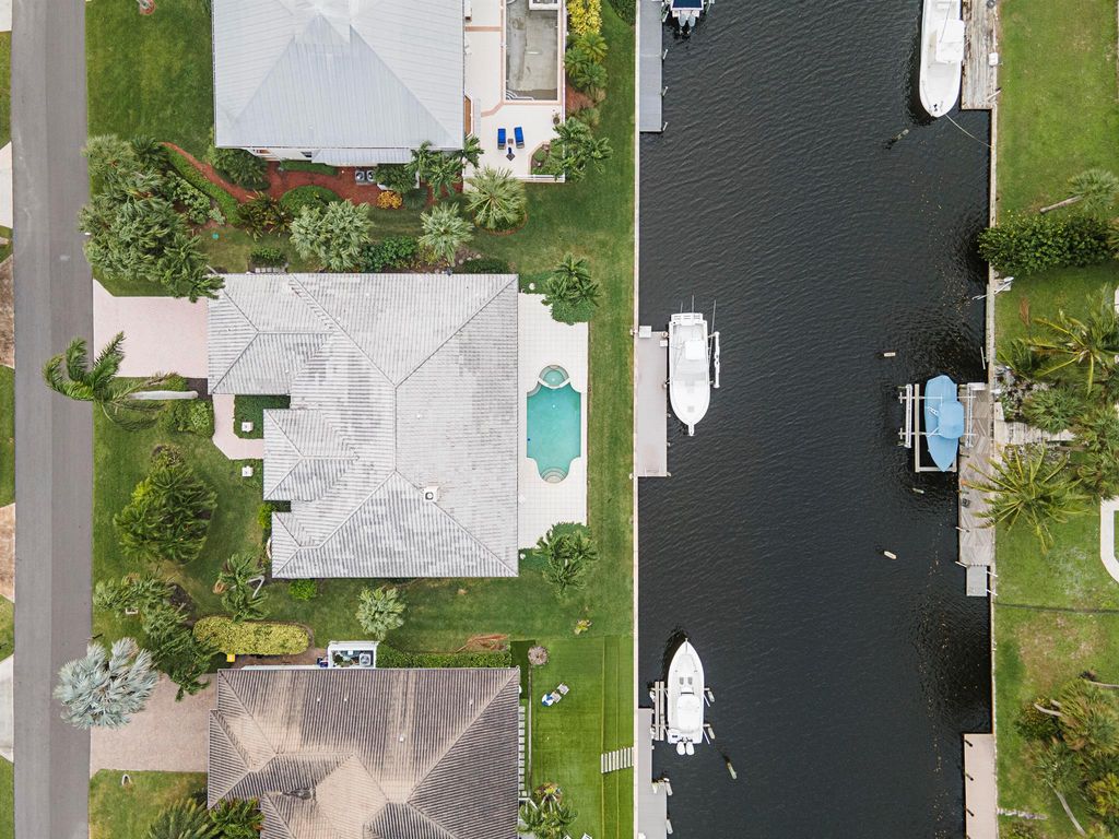 Photo of 8501 SE Royal Street, Hobe Sound, FL 33455 (MLS # R11032485)