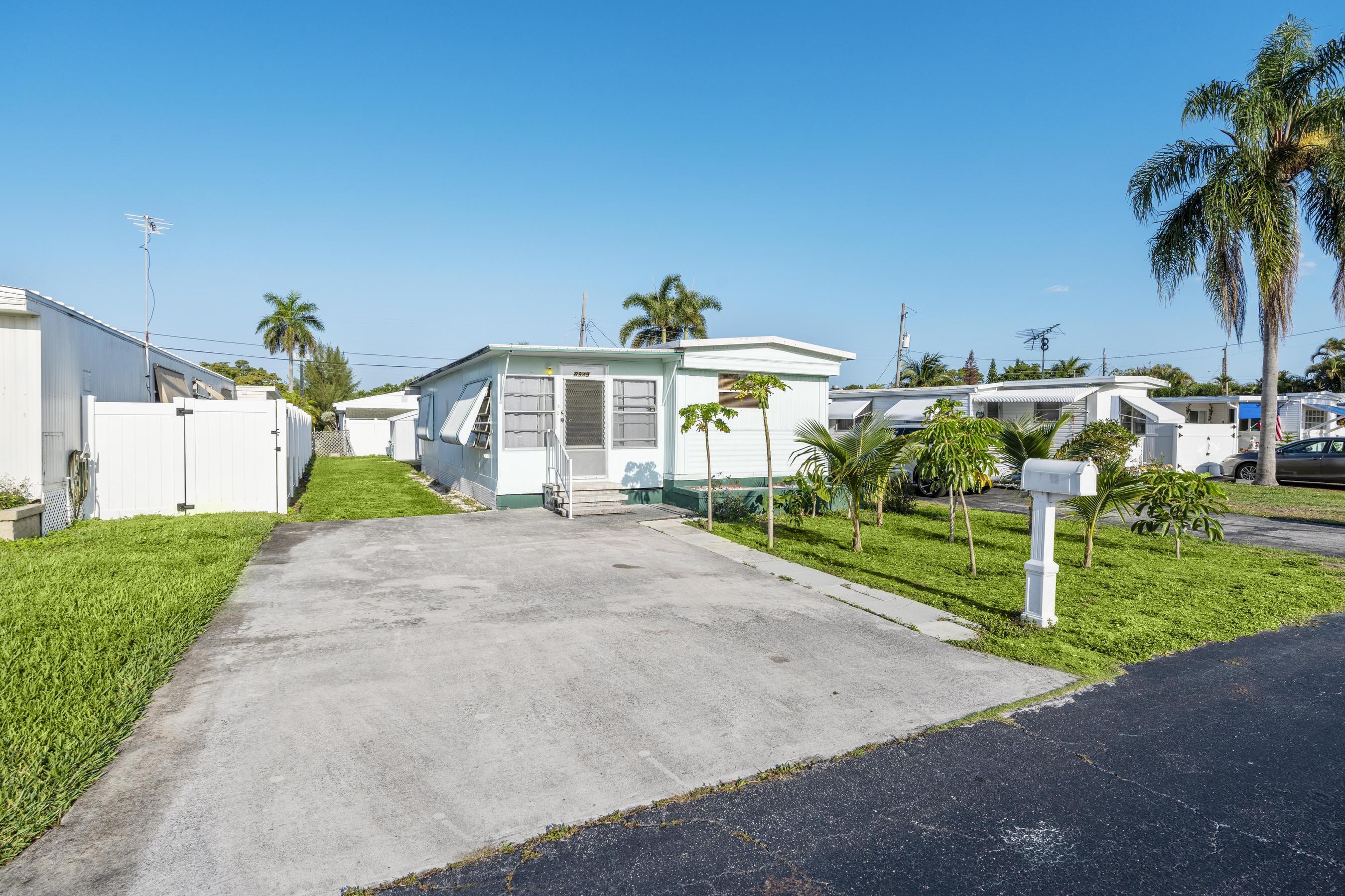 PINE GROVE VILLAGE - Residential Lease