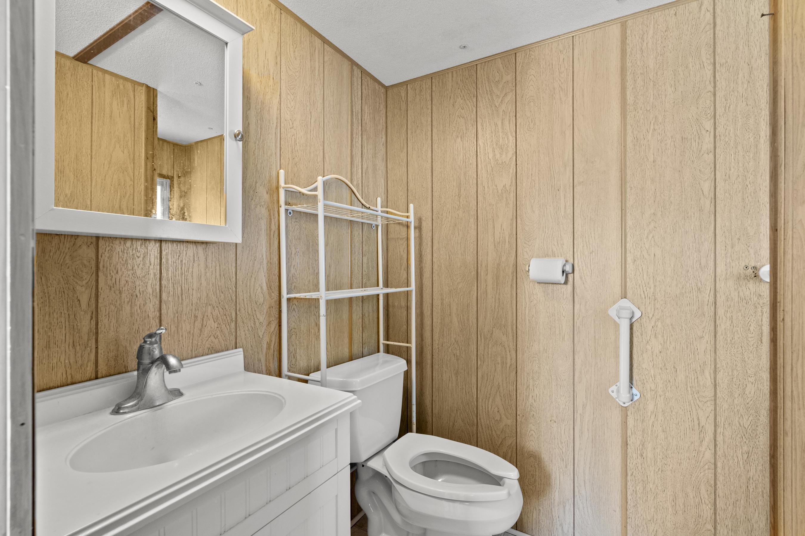 PINE GROVE VILLAGE - Residential Lease