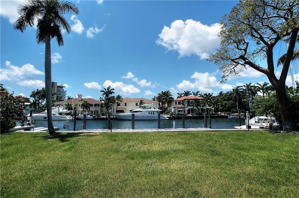 Lucille Island 37-19 B - Residential