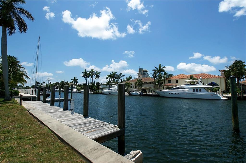 Lucille Island 37-19 B - Residential