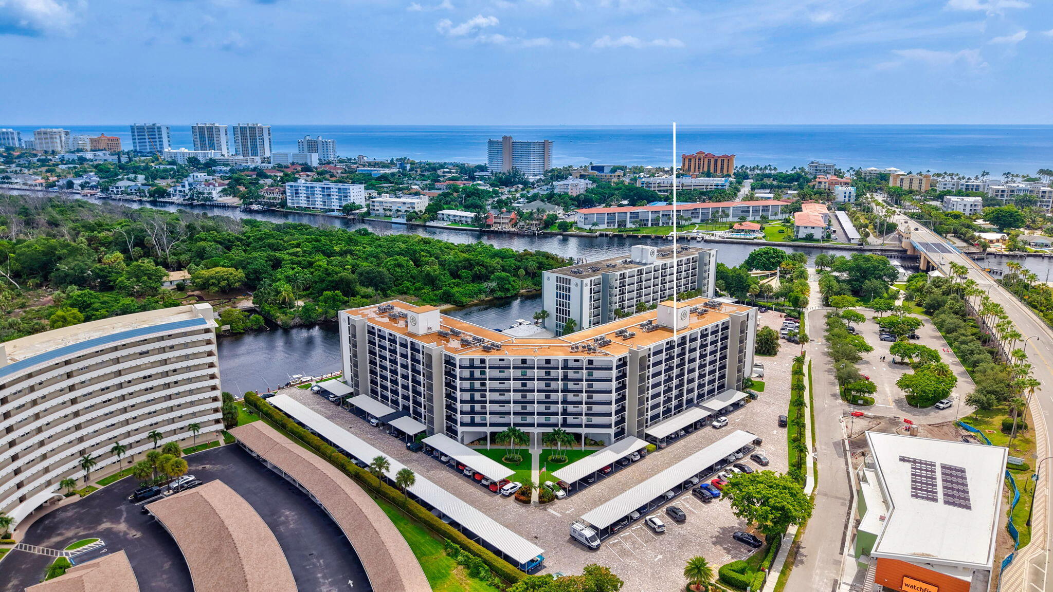1629 Riverview Road 818
