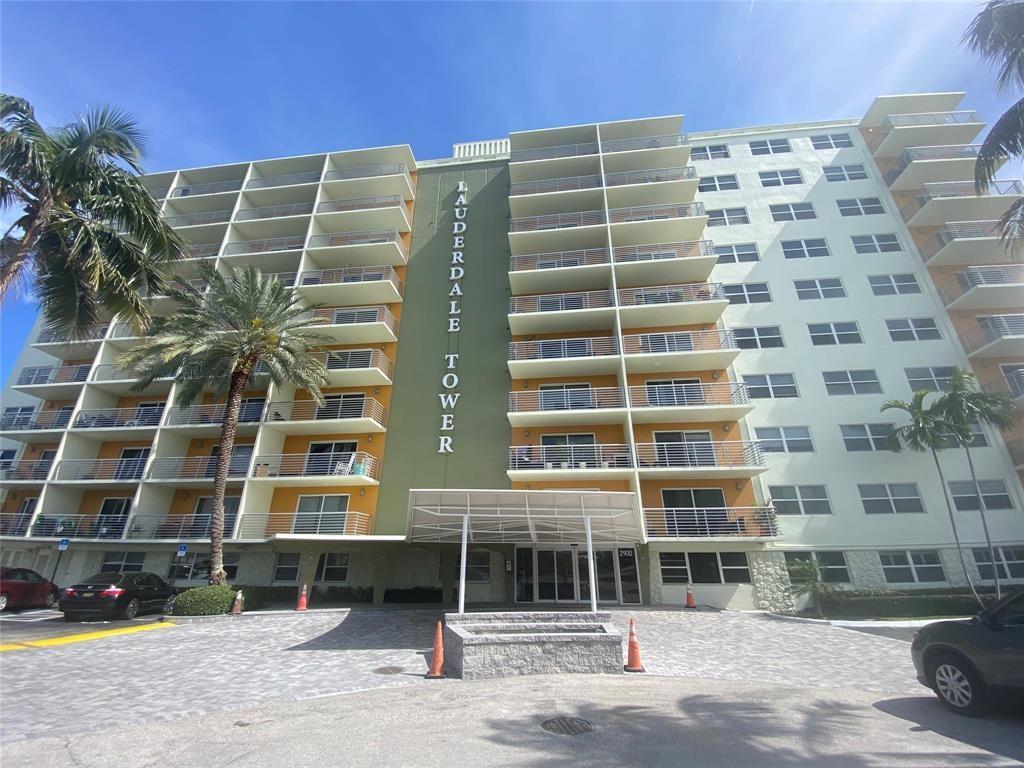 2900 NE 30th St 2F