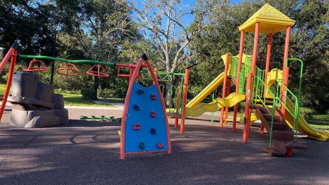 PORT ST LUCIE-SECTION 04 - Residential