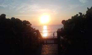 Crown Colony Club - Residential Lease