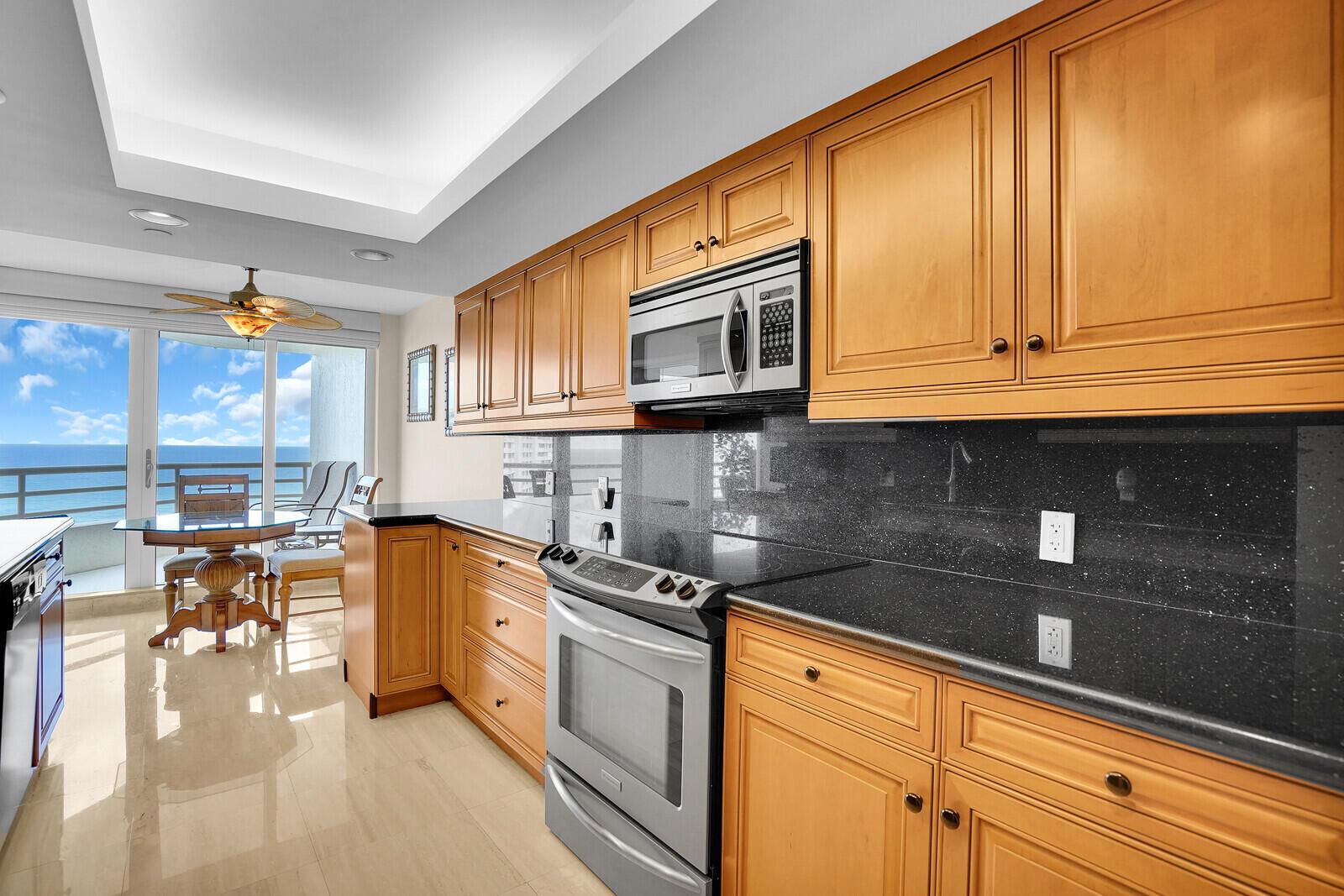 SEA RANCH CLUB OF BOCA - Residential Lease