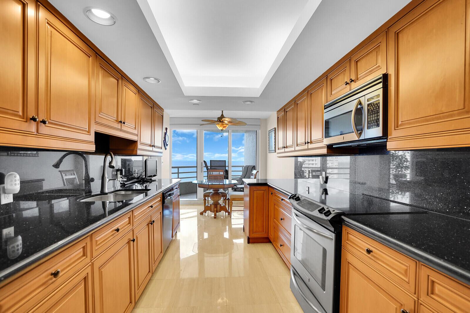 SEA RANCH CLUB OF BOCA - Residential Lease