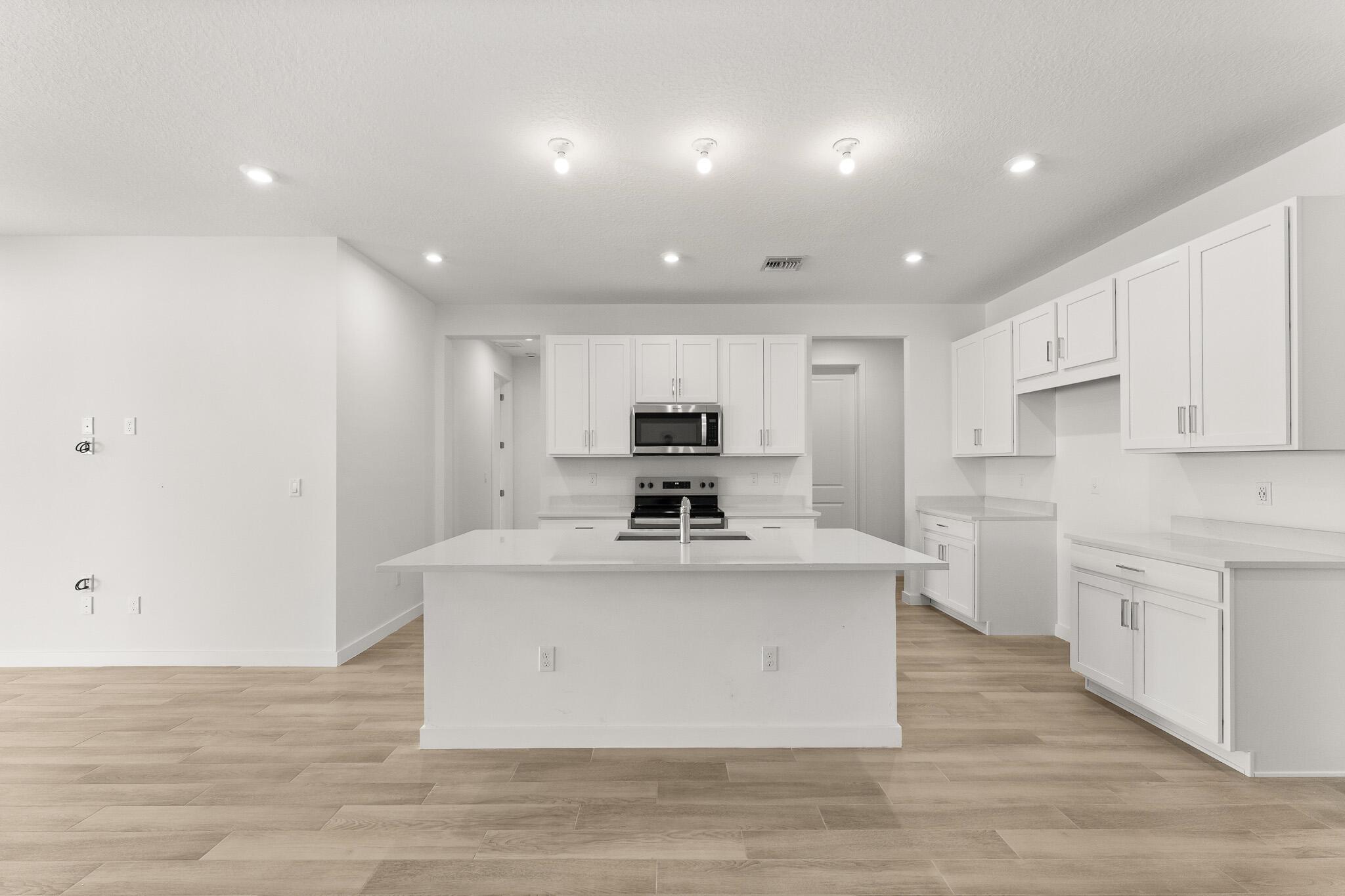 7273 Lenora Lane