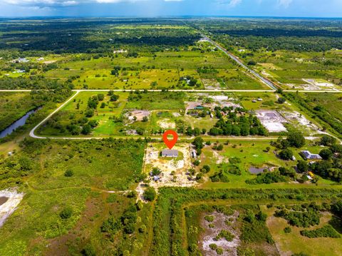 A home in Okeechobee