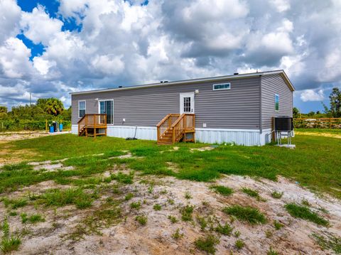 A home in Okeechobee