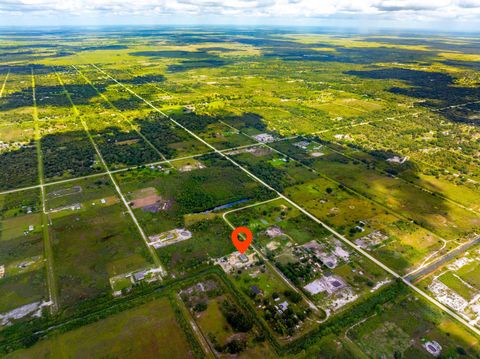 A home in Okeechobee