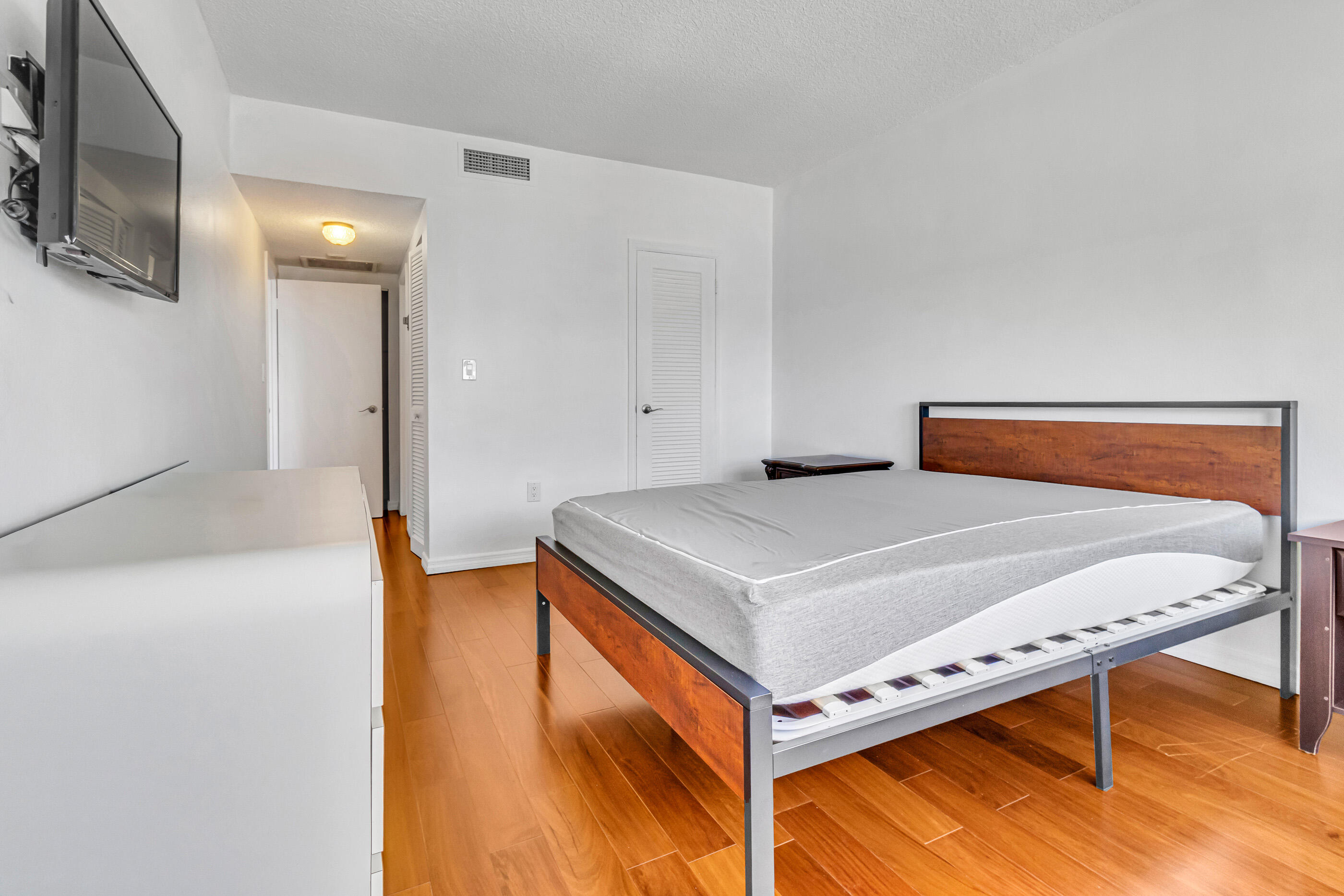 HEMISPHERES CONDO - Residential