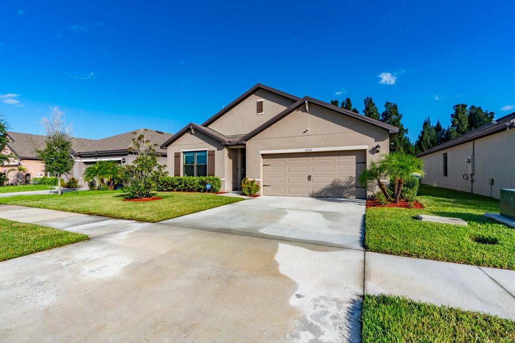 5312 AMUSEMENT Avenue