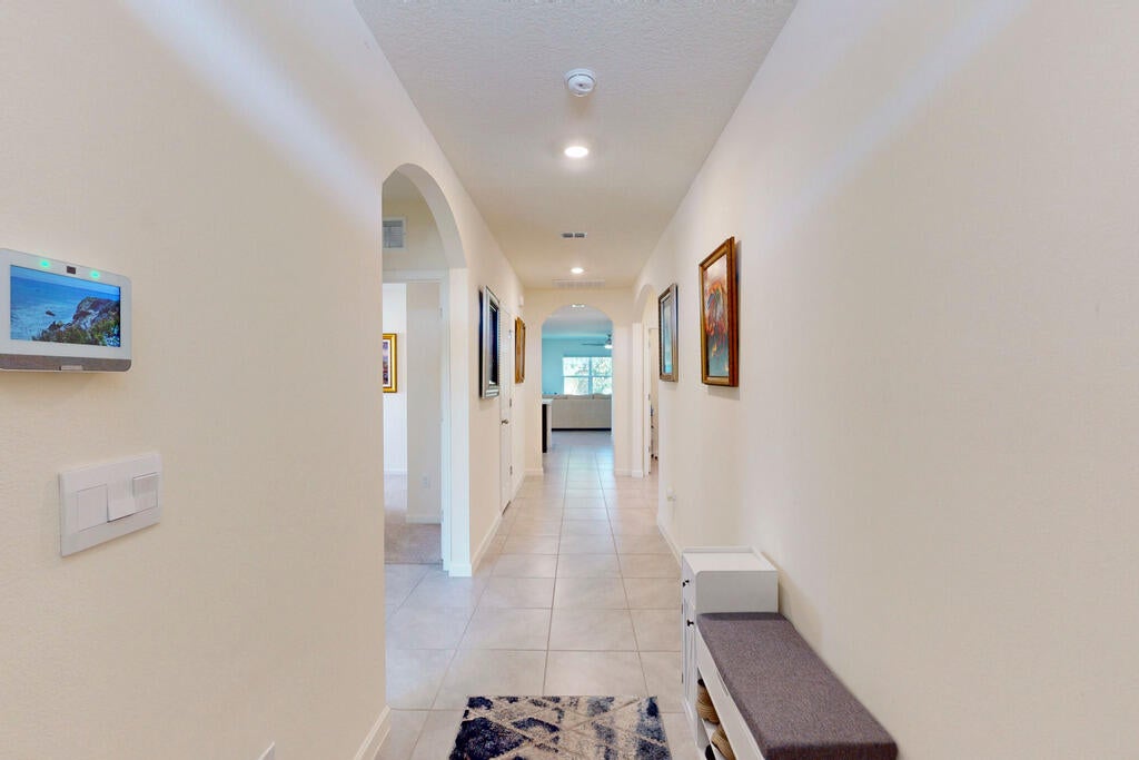 5312 AMUSEMENT Avenue
