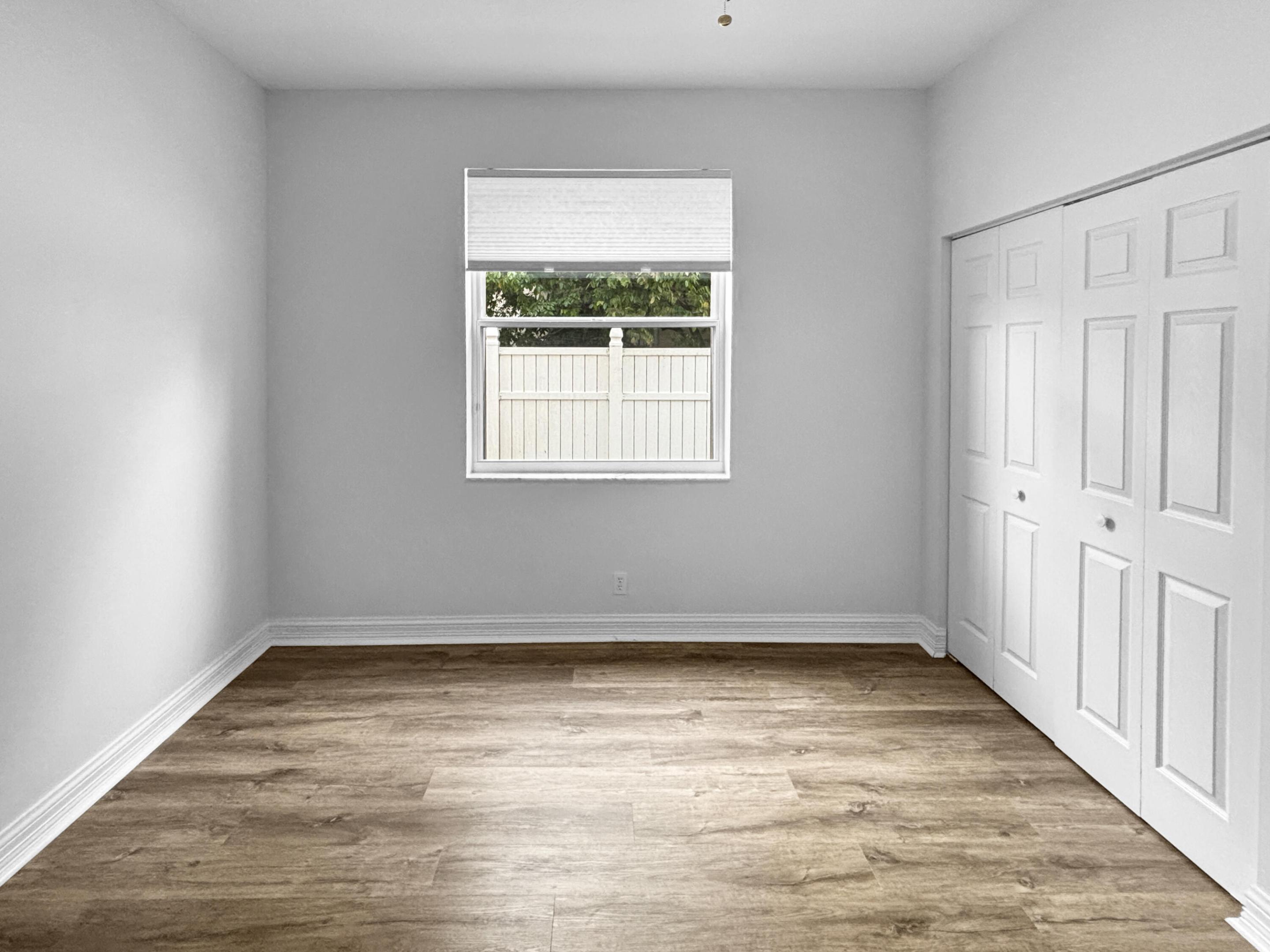 SIENA OAKS - Residential Lease