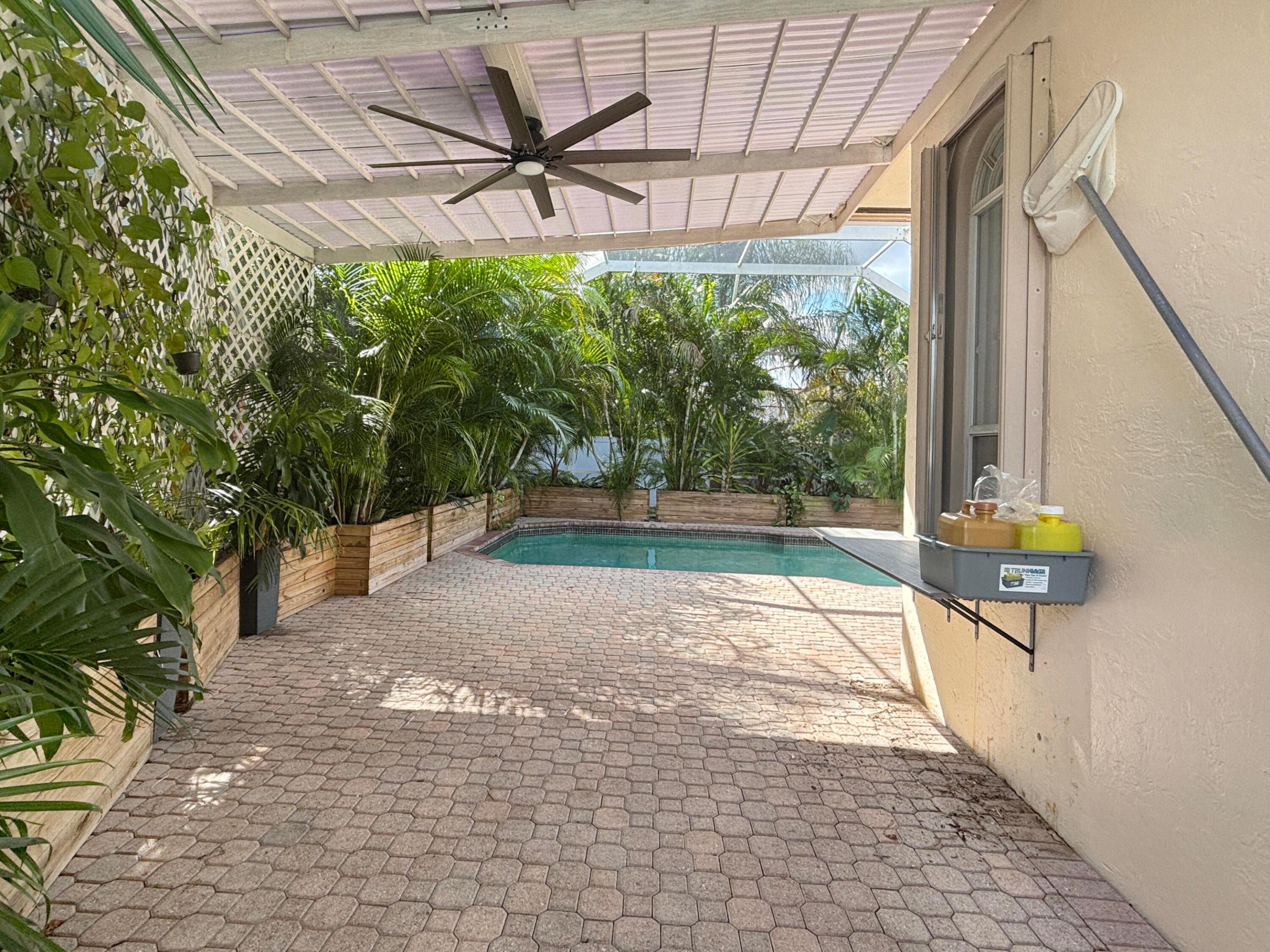 SIENA OAKS - Residential Lease