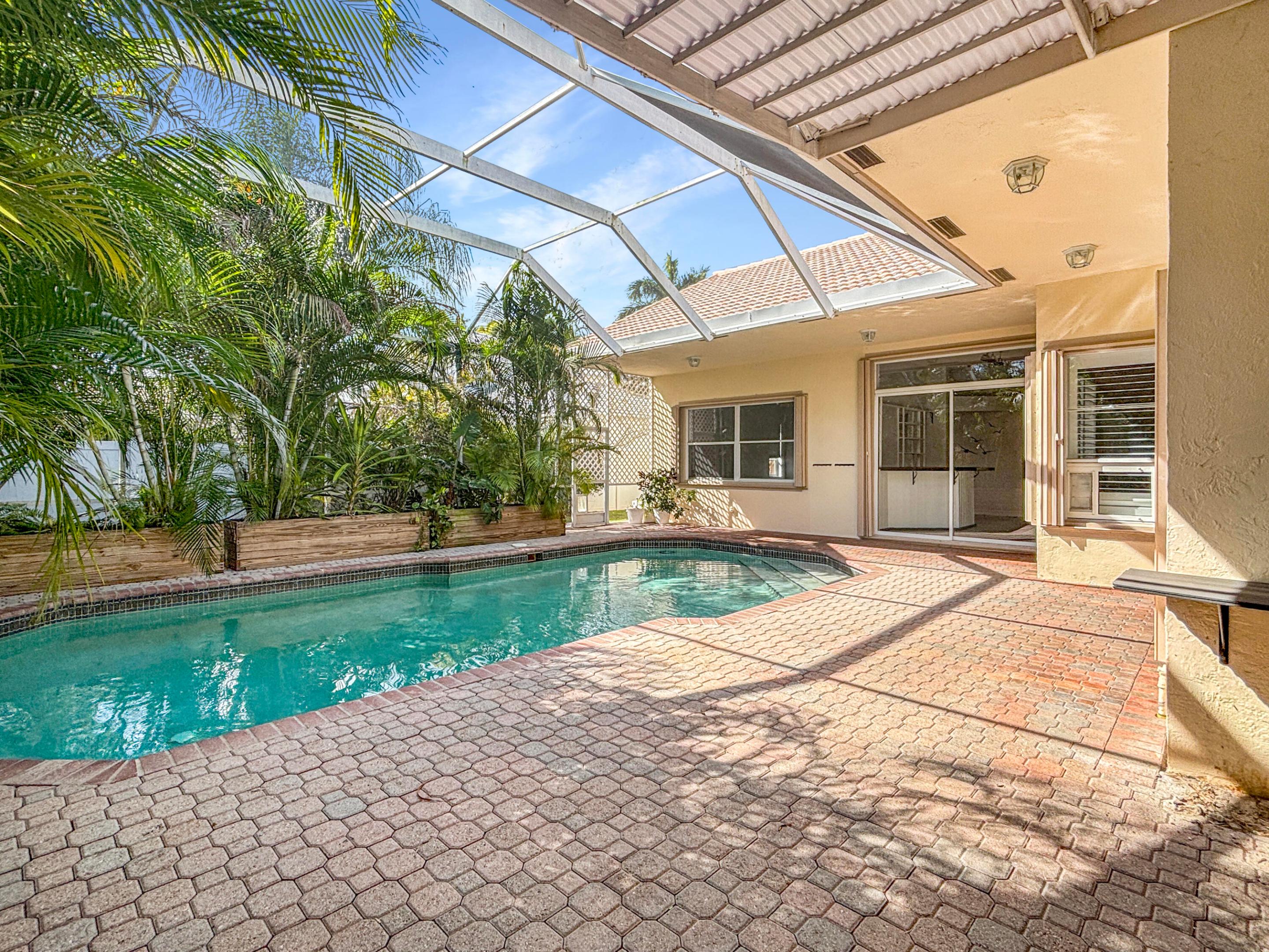 SIENA OAKS - Residential Lease