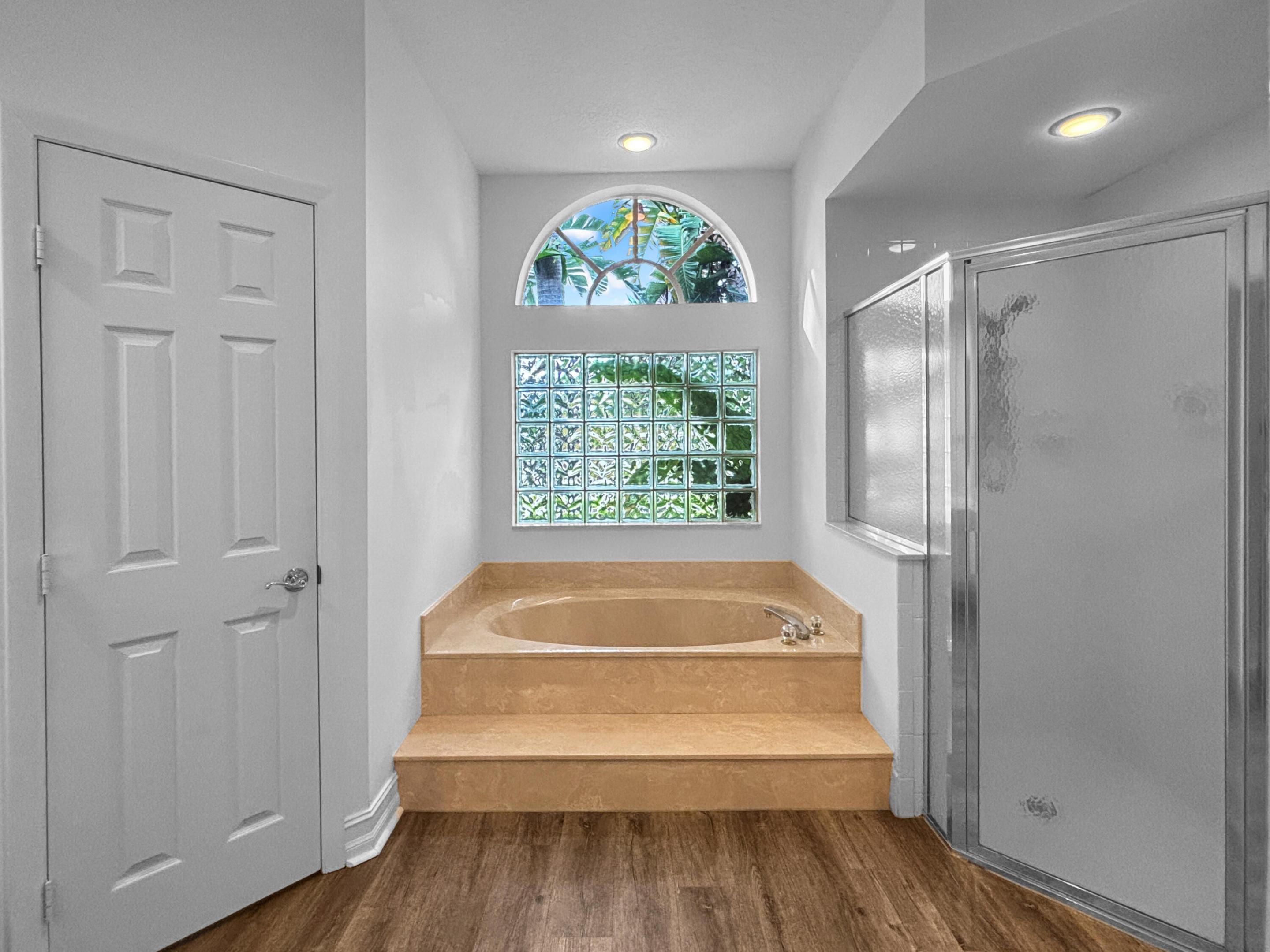 SIENA OAKS - Residential Lease