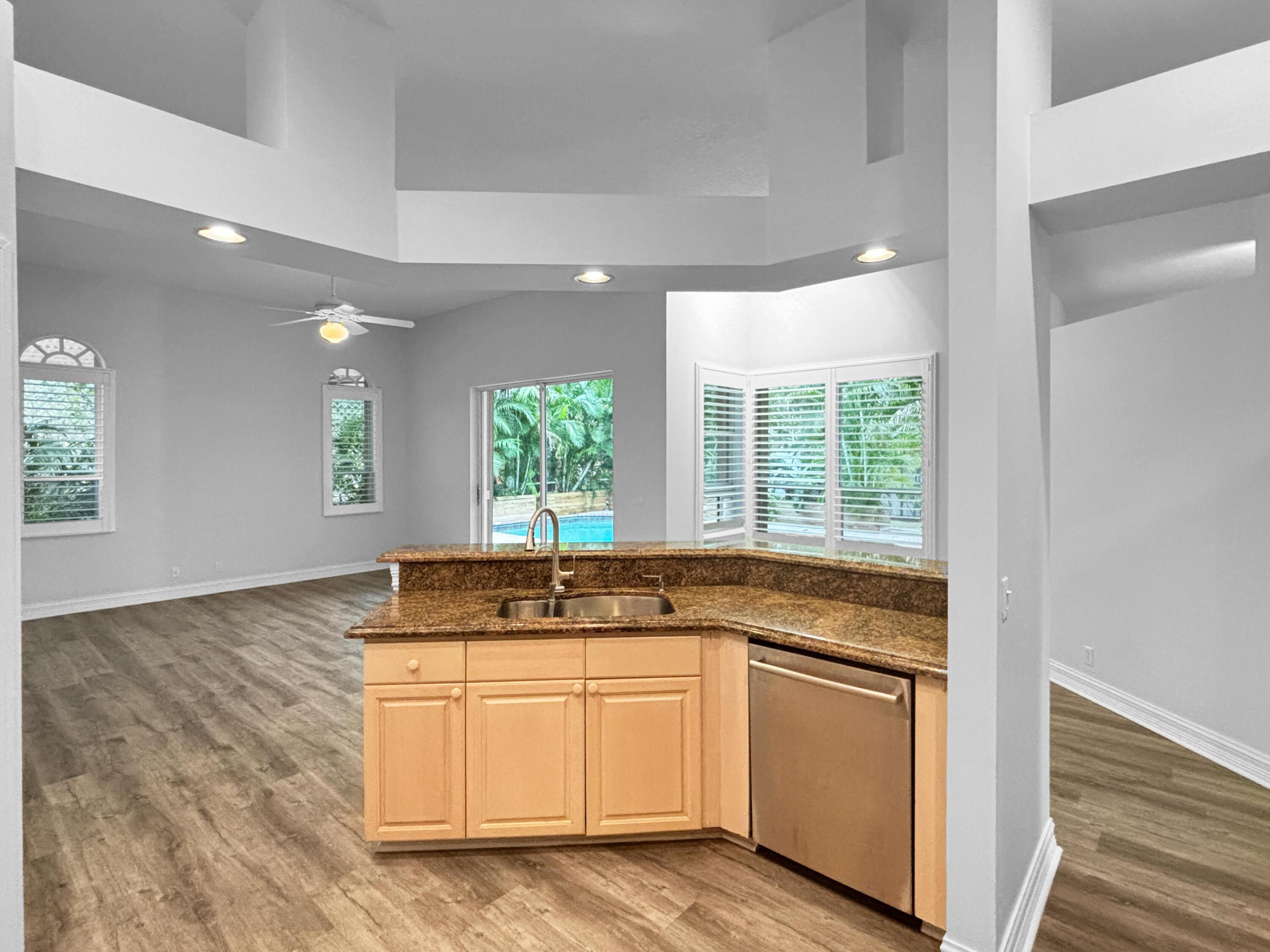 SIENA OAKS - Residential Lease