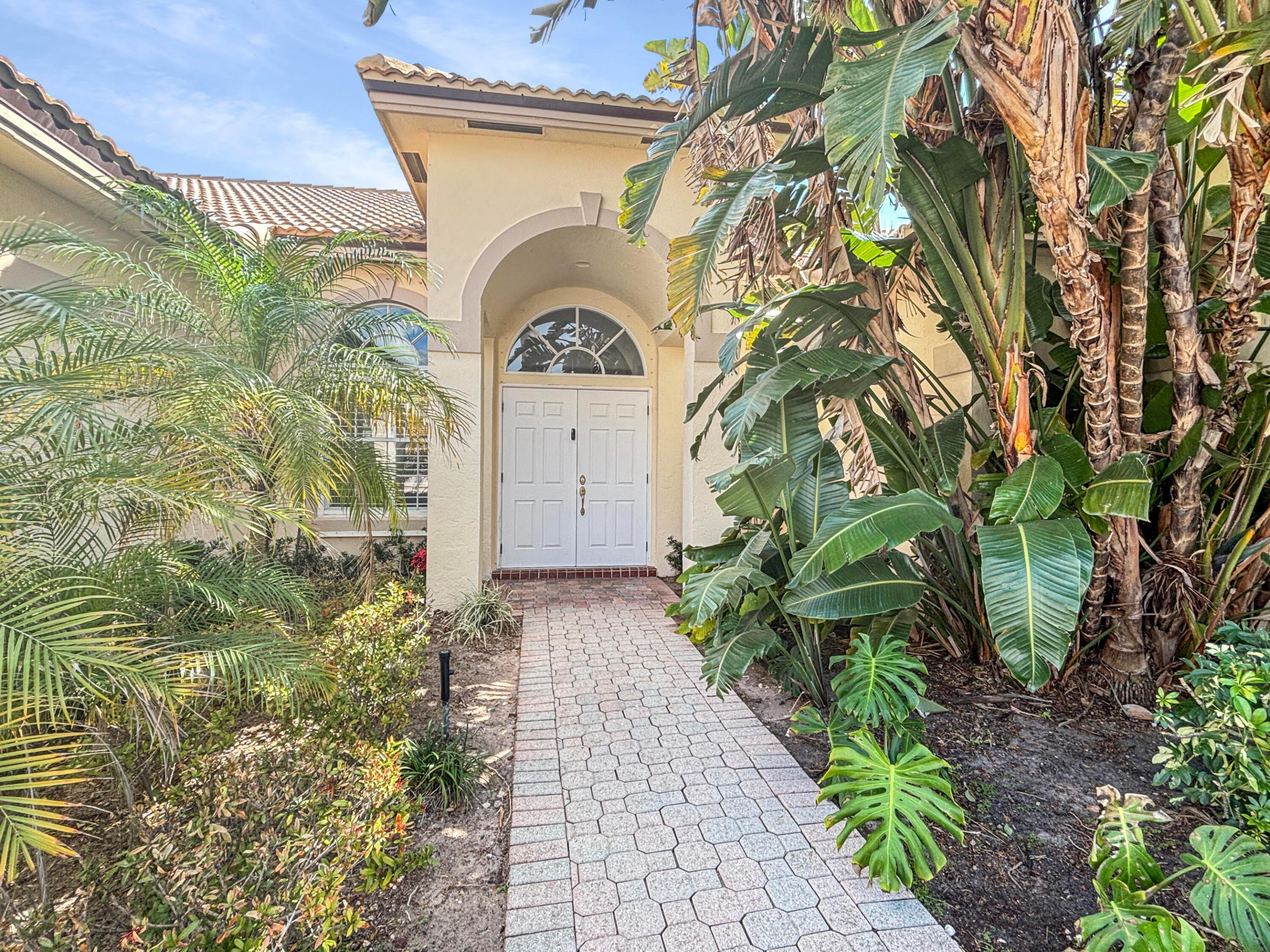 SIENA OAKS - Residential Lease