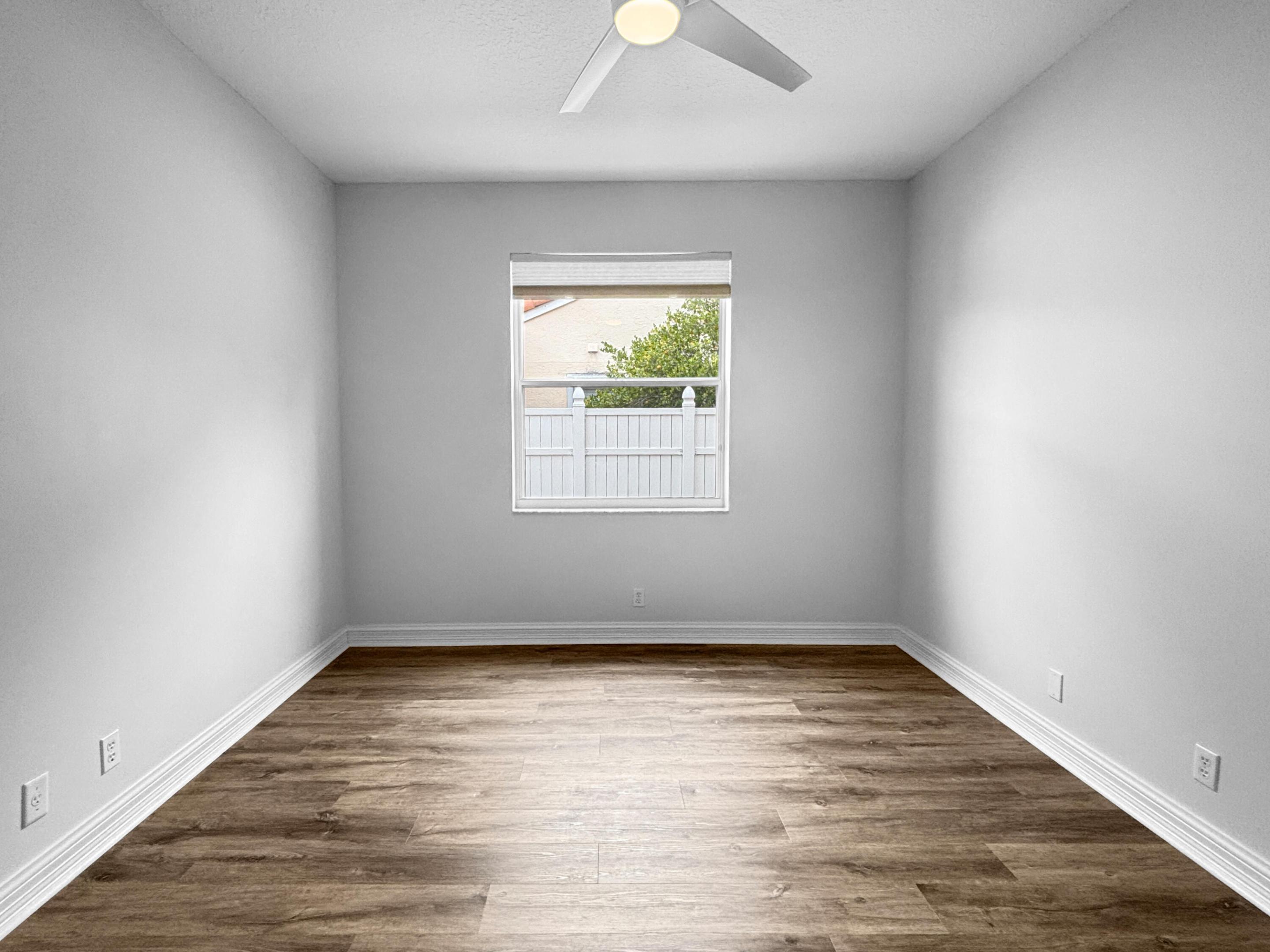 SIENA OAKS - Residential Lease