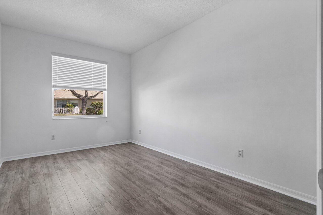 ANDROS ISLE PAR F - Residential