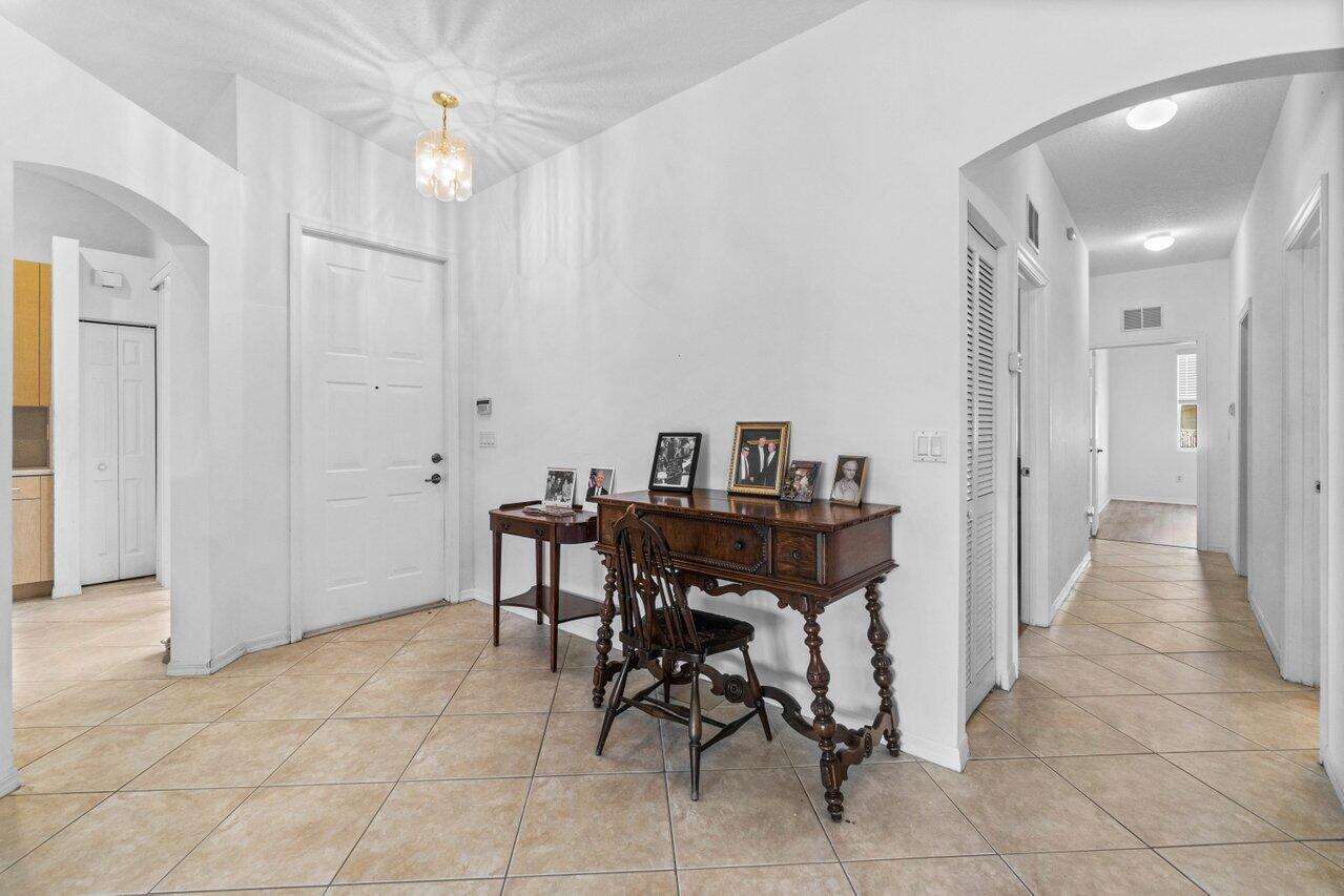 ANDROS ISLE PAR F - Residential