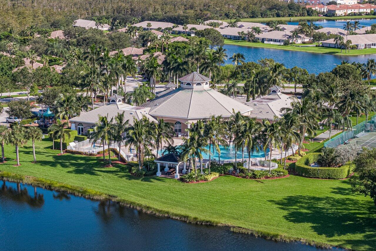 ANDROS ISLE PAR F - Residential