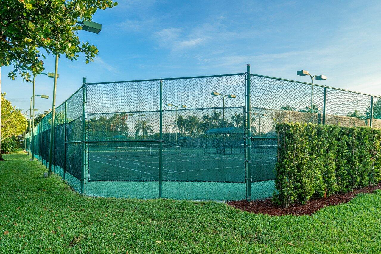 ANDROS ISLE PAR F - Residential